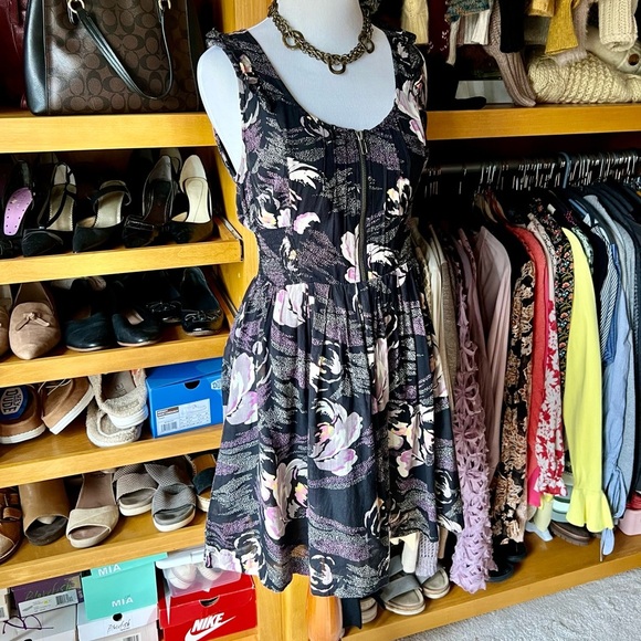 Kimchi Blue Dresses & Skirts - ⭐️BOGO FREE⭐️ URBAN OUTFITTERS Kimchi Blue Zipper Tank Mini Dress